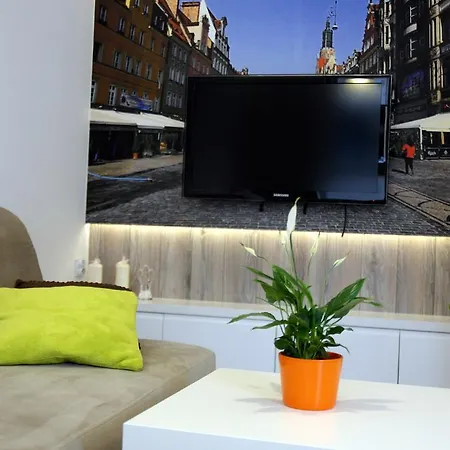 Studio Golden House Apartment